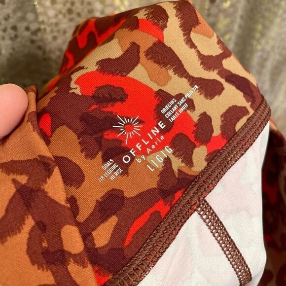 Aerie Offline Goals red brown leopard print high waisted leggings, L NWOT - Picture 5 of 5